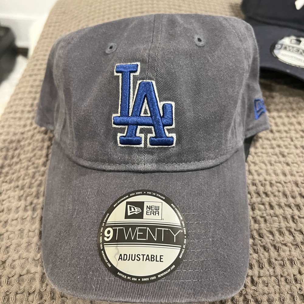 New Era Unisex LA Dodgers baseball cap. NEW WITH TAGS